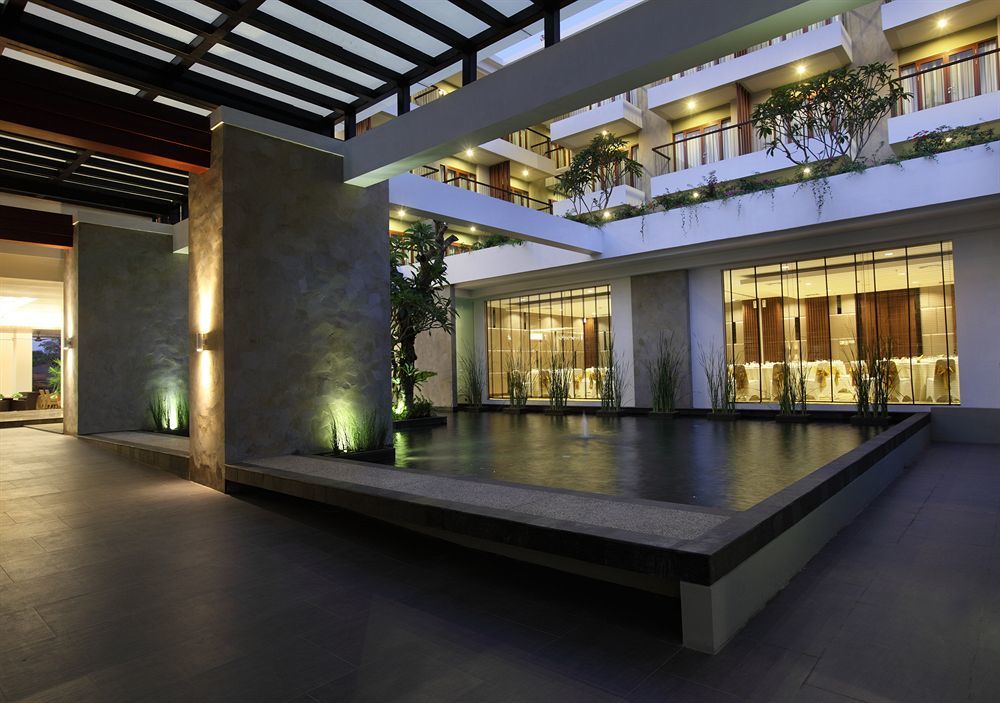 ホテル サンティカ シリギタ ヌサドゥア エクステリア 写真